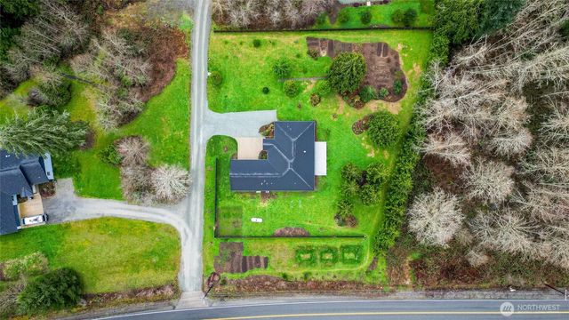 1377 Alger Cain Lake Rd, Sedro Woolley, WA 98284