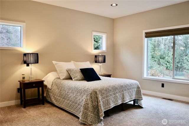 1377 Alger Cain Lake Rd, Sedro Woolley, WA 98284