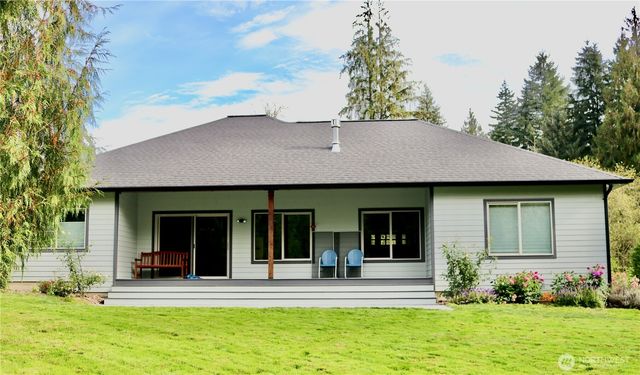 1377 Alger Cain Lake Rd, Sedro Woolley, WA 98284