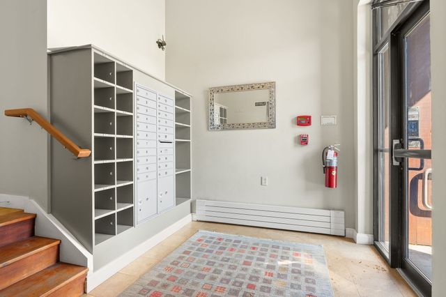 156 Green St 205, Boston, MA 02130