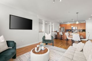 156 Green St 205, Boston, MA 02130