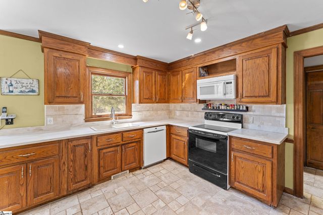 224 Gerald Drive, Simpsonville, SC 29681