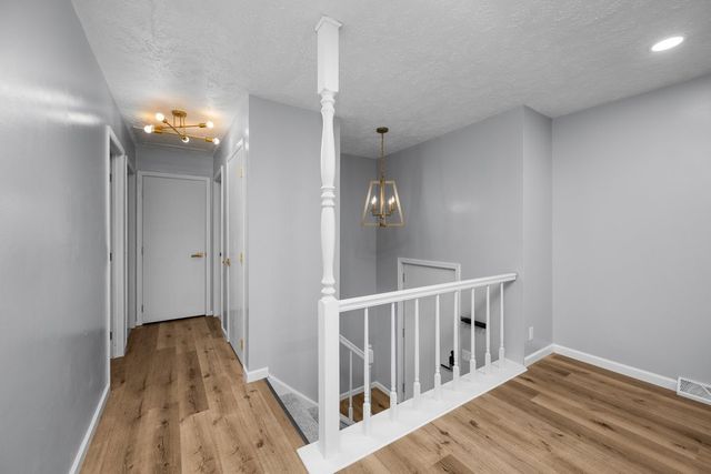 2501 E 34th Street Court, Davenport, IA 52807