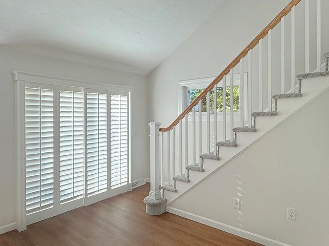 1 Whittier Ln 1, Easton, MA 02356