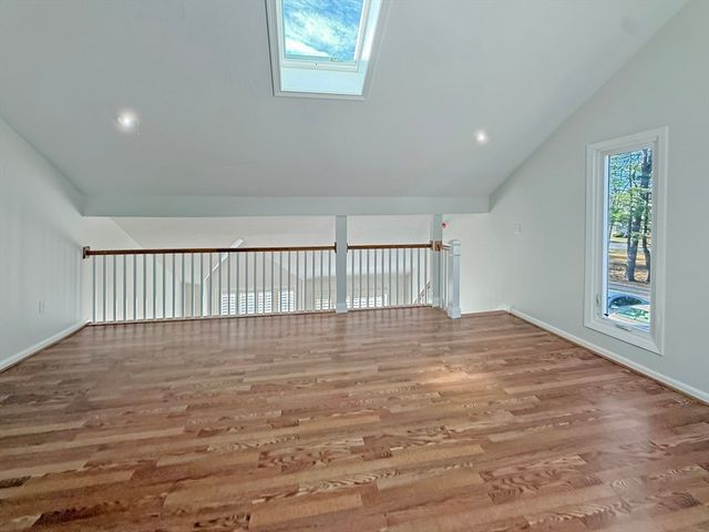 1 Whittier Ln 1, Easton, MA 02356