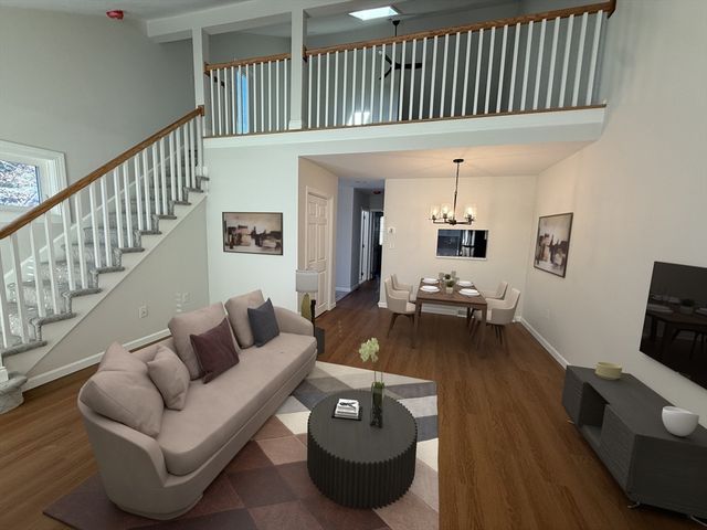 1 Whittier Ln 1, Easton, MA 02356