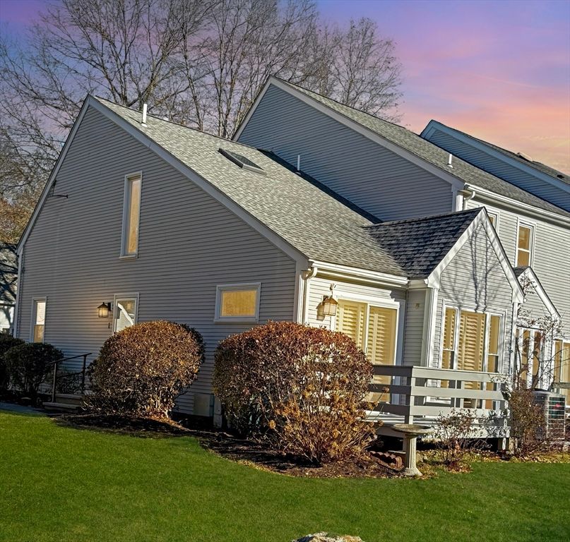 1 Whittier Ln 1, Easton, MA 02356