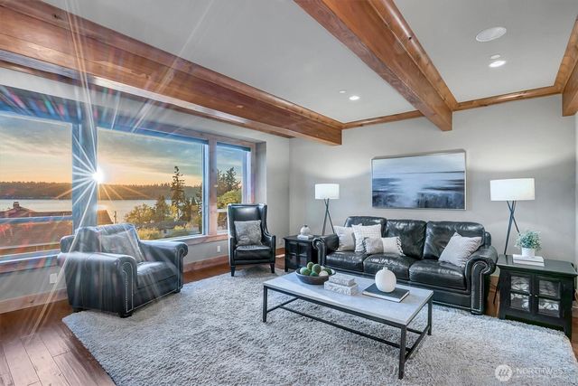 514 205th Avenue NE, Sammamish, WA 98074