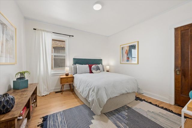 3810 N Mozart Street, Chicago, IL 60618