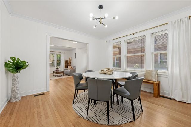 3810 N Mozart Street, Chicago, IL 60618