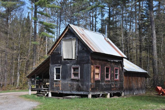 120 Darling Road, Marshfield, VT 05658