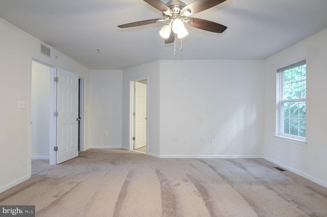 3401 EAGLE RIDGE DR, Woodbridge, VA 22191