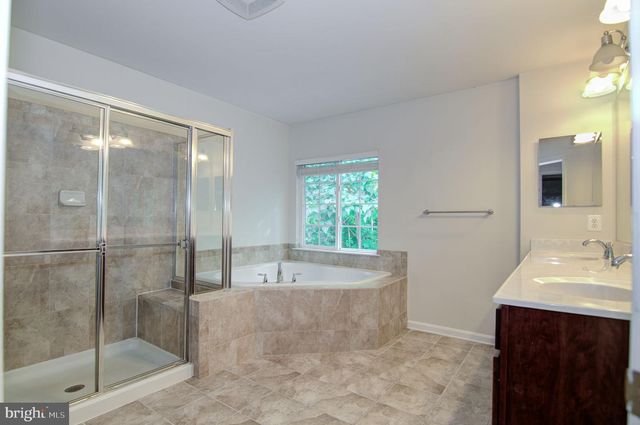 3401 EAGLE RIDGE DR, Woodbridge, VA 22191