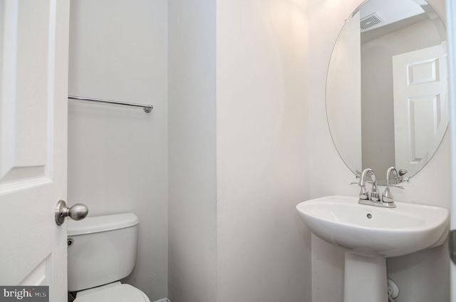 3401 EAGLE RIDGE DR, Woodbridge, VA 22191