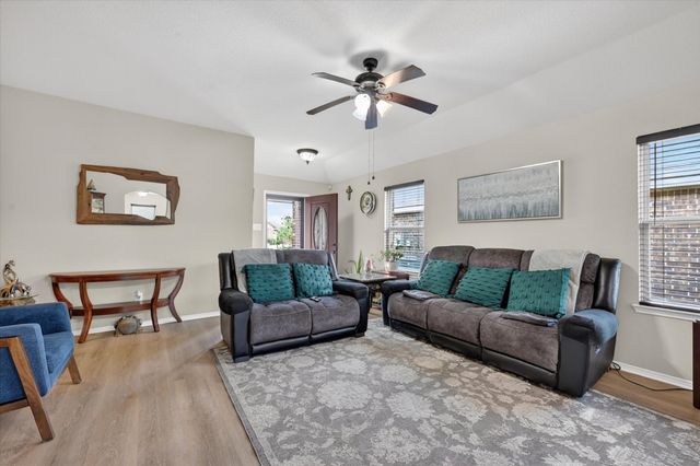 1420 Arabella Avenue, Forney, TX 75126