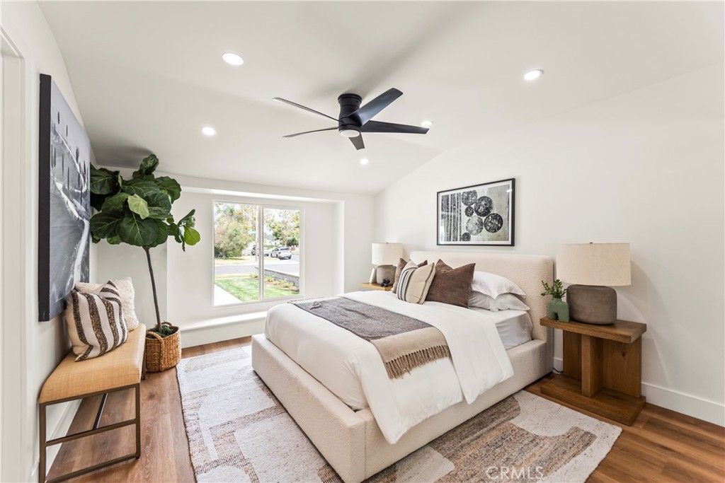 Image 15 of property listing at 2218 Lewis, Santa Ana, CA 92706