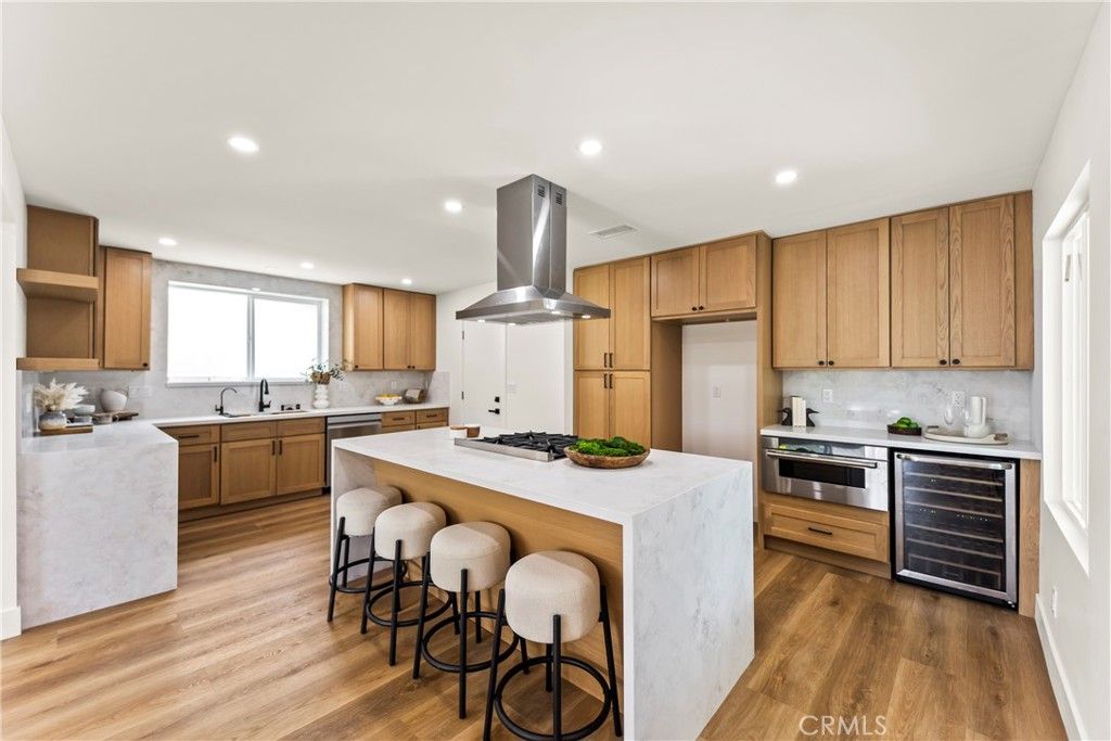 Image 4 of property listing at 2218 Lewis, Santa Ana, CA 92706