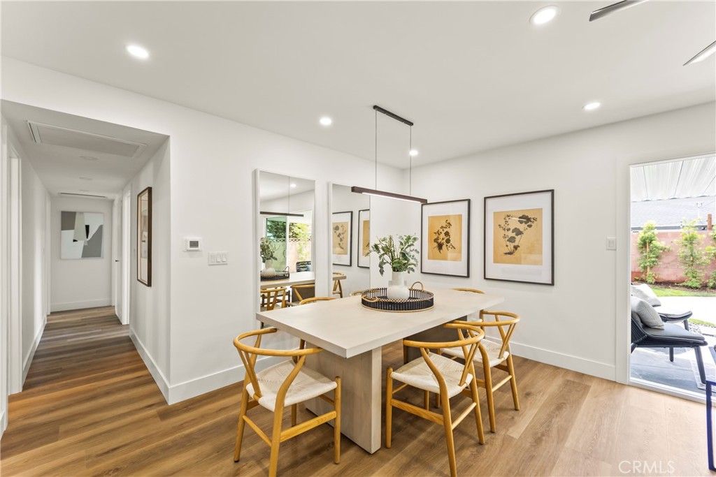 Image 9 of property listing at 2218 Lewis, Santa Ana, CA 92706