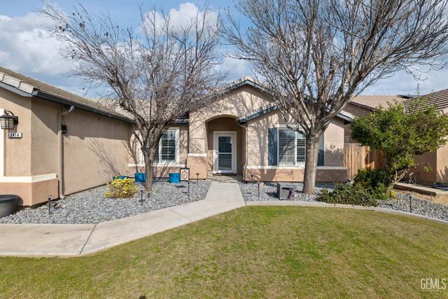 12414 Lavina Avenue, Bakersfield, CA 93312