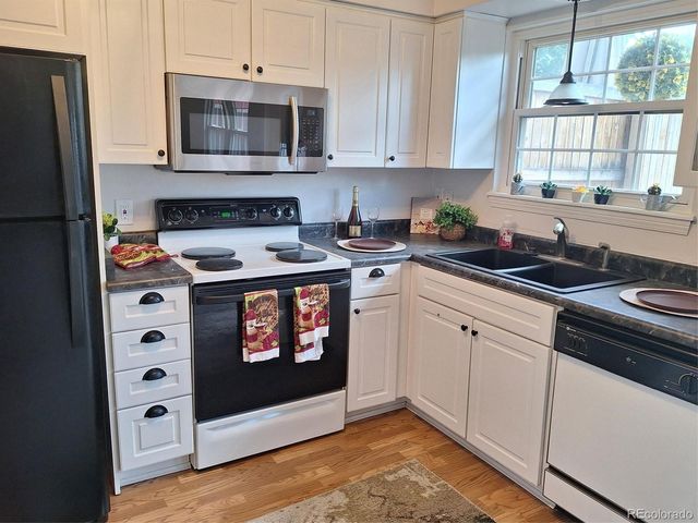 7505 W Yale Street 2103, Denver, CO 80227