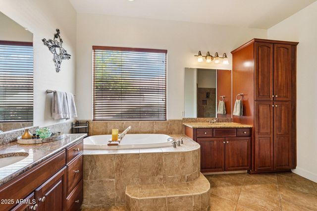 6920 W FREMONT Road, Laveen, AZ 85339