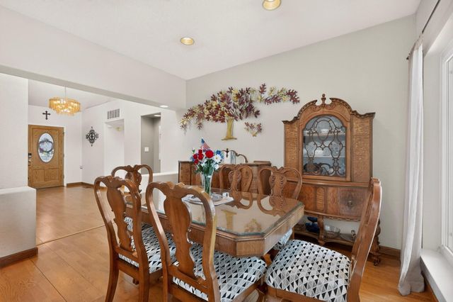 5912 Canyon Crest Place NE, Albuquerque, NM 87111