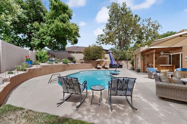 5912 Canyon Crest Place NE, Albuquerque, NM 87111