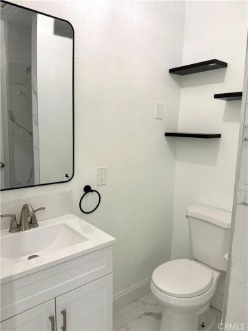 134 W 49th, Los Angeles, CA 90037