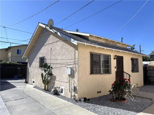 134 W 49th, Los Angeles, CA 90037
