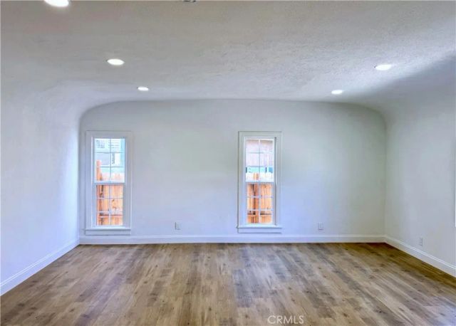 134 W 49th, Los Angeles, CA 90037