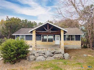 1548 Valley Forest, Canyon Lake, TX 78133