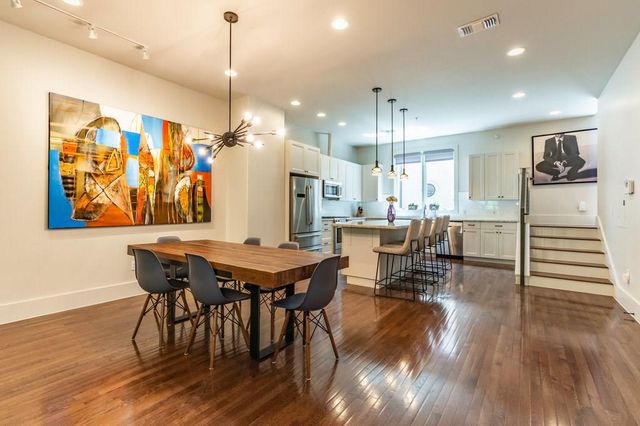 206 E Live Oak ST F, Austin, TX 78704