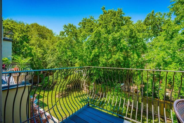 206 E Live Oak ST F, Austin, TX 78704