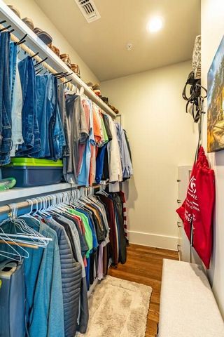 206 E Live Oak ST F, Austin, TX 78704