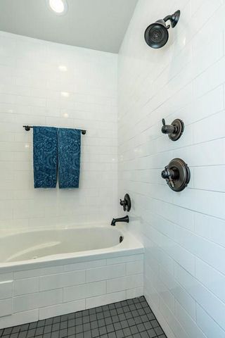 206 E Live Oak ST F, Austin, TX 78704