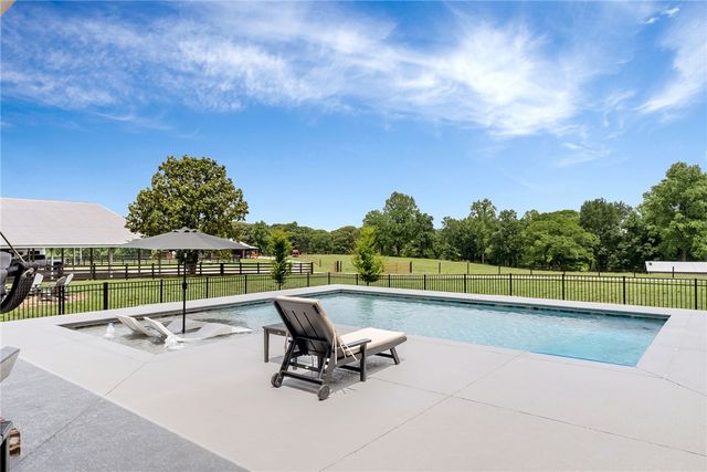 343 Finley Road, Easley, SC 29642