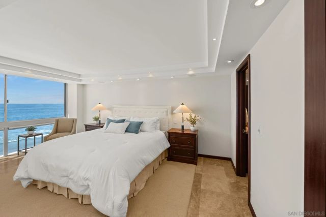 1760 Avenida del Mundo 406, Coronado, CA 92118