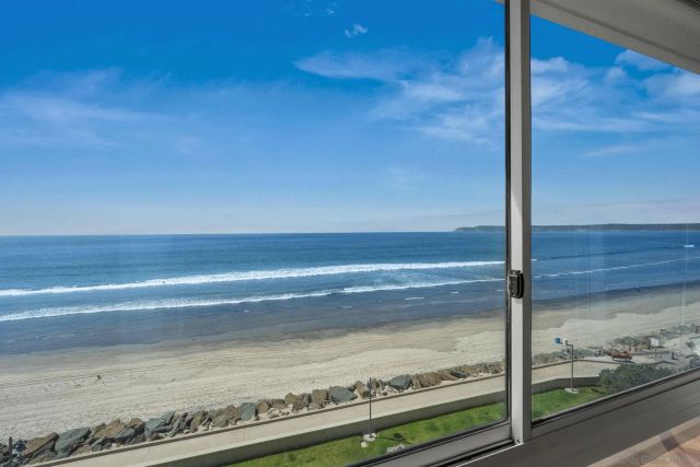 1760 Avenida del Mundo 406, Coronado, CA 92118