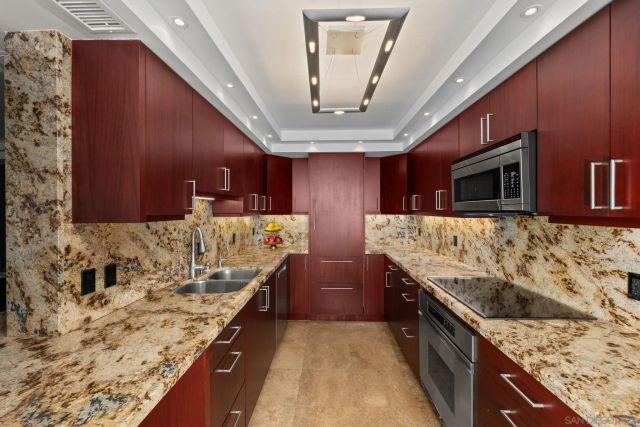 1760 Avenida del Mundo 406, Coronado, CA 92118