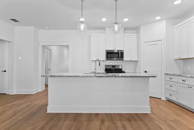 2958 Calloway Road, Tyler, TX 75707