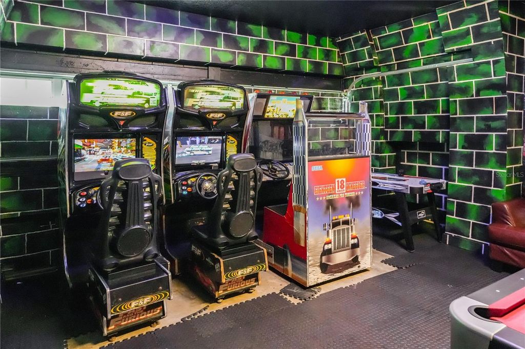 Image 8 of property listing at 1885 GOBI DRIVE, Kissimmee, FL 34747