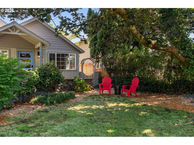 175 BUSHNELL Ln, Eugene, OR 97404