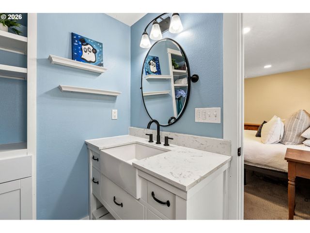 175 BUSHNELL Ln, Eugene, OR 97404