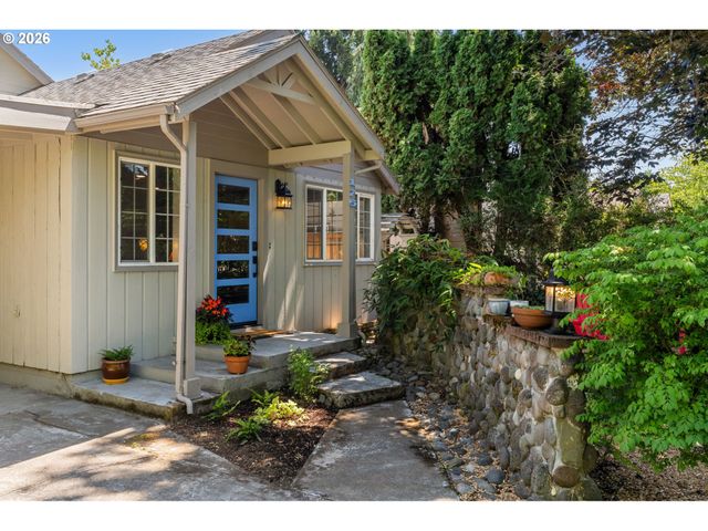 175 BUSHNELL Ln, Eugene, OR 97404