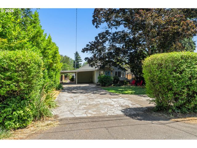 175 BUSHNELL Ln, Eugene, OR 97404