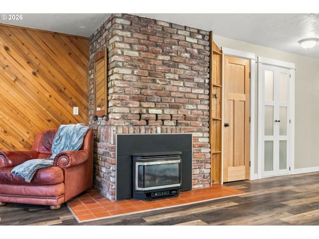 175 BUSHNELL Ln, Eugene, OR 97404