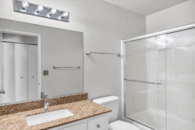 824 Perlette Way, Modesto, CA 95356