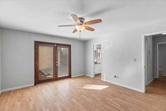 824 Perlette Way, Modesto, CA 95356