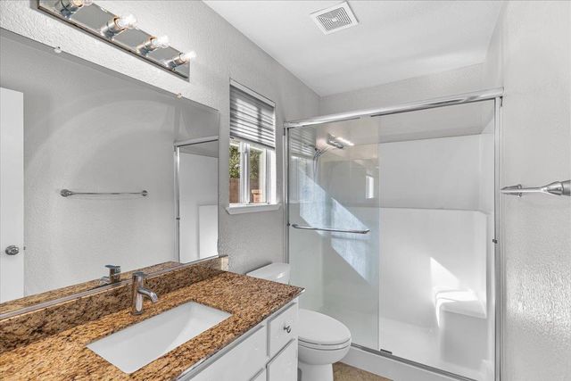 824 Perlette Way, Modesto, CA 95356