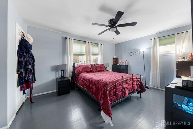 78 Roosevelt Avenue, Colonia, NJ 07067